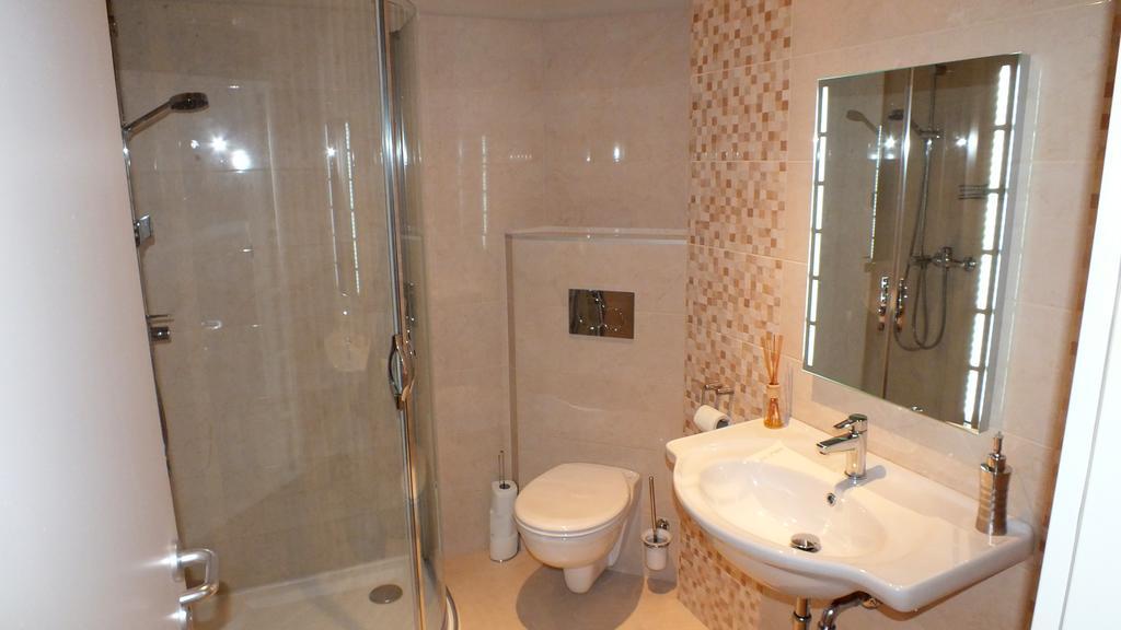 شيوفوك Thanhoffer Villa المظهر الخارجي الصورة